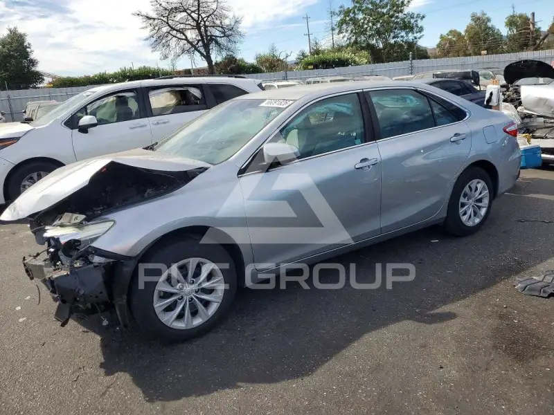 2017 Toyota CAMRY photo