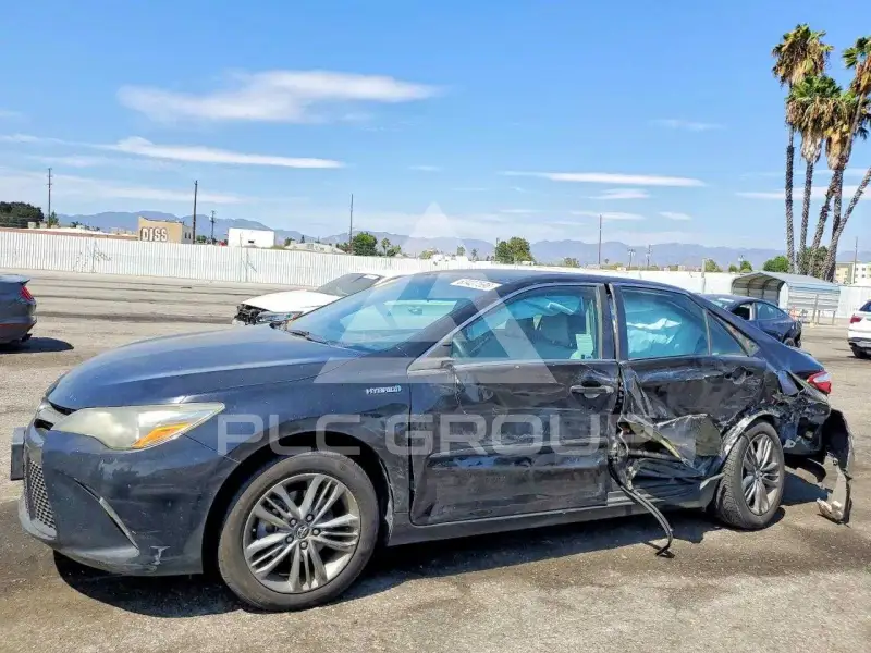 2017 Toyota CAMRY фото