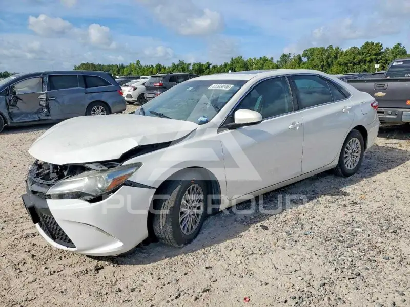 2017 Toyota CAMRY photo