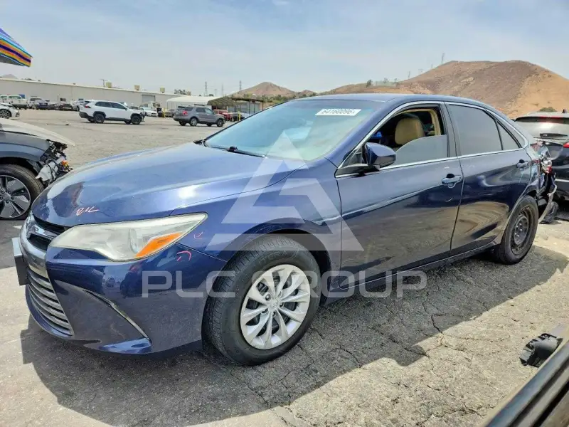 2017 Toyota CAMRY фото