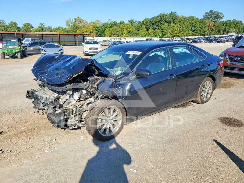 2017 Toyota CAMRY фото