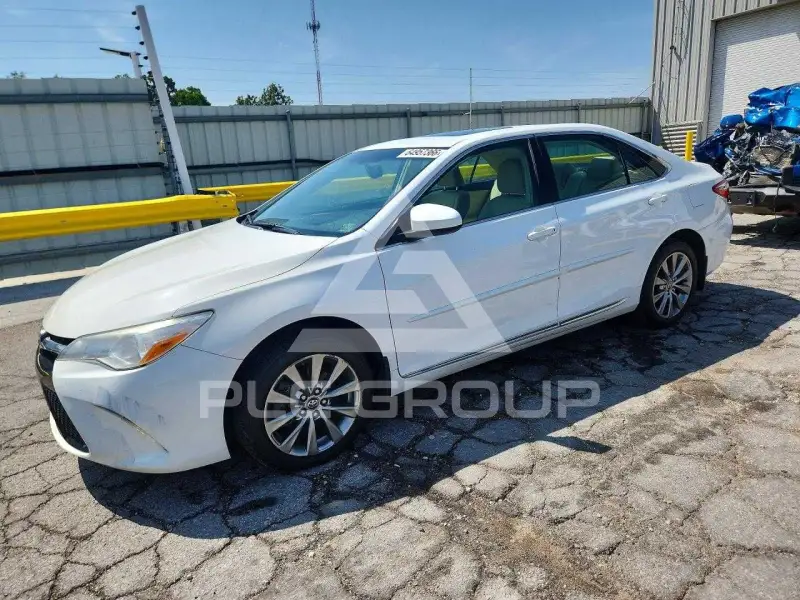 2017 Toyota CAMRY photo