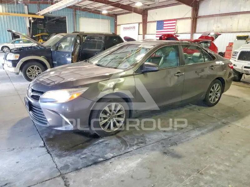 2017 Toyota CAMRY фото