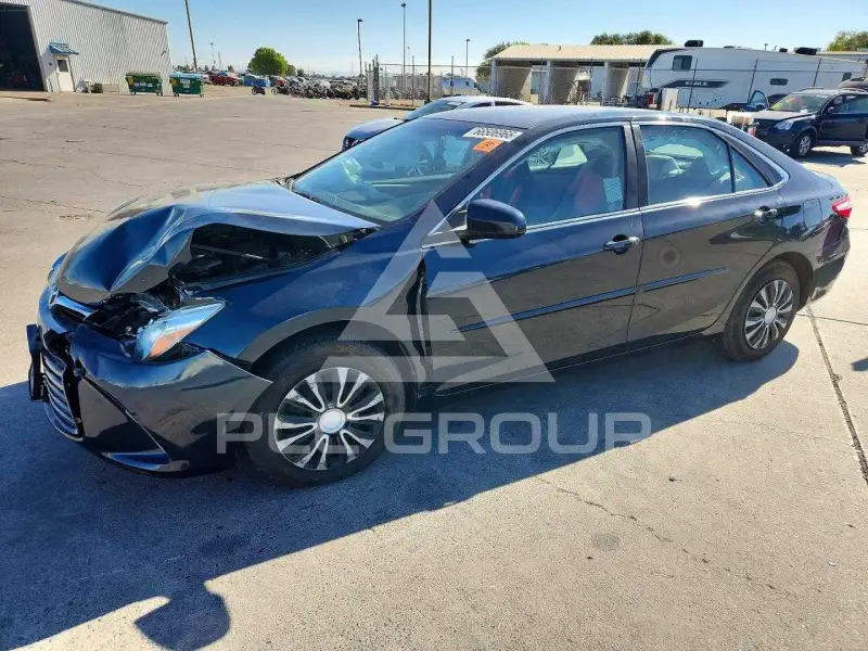 2017 Toyota CAMRY фото