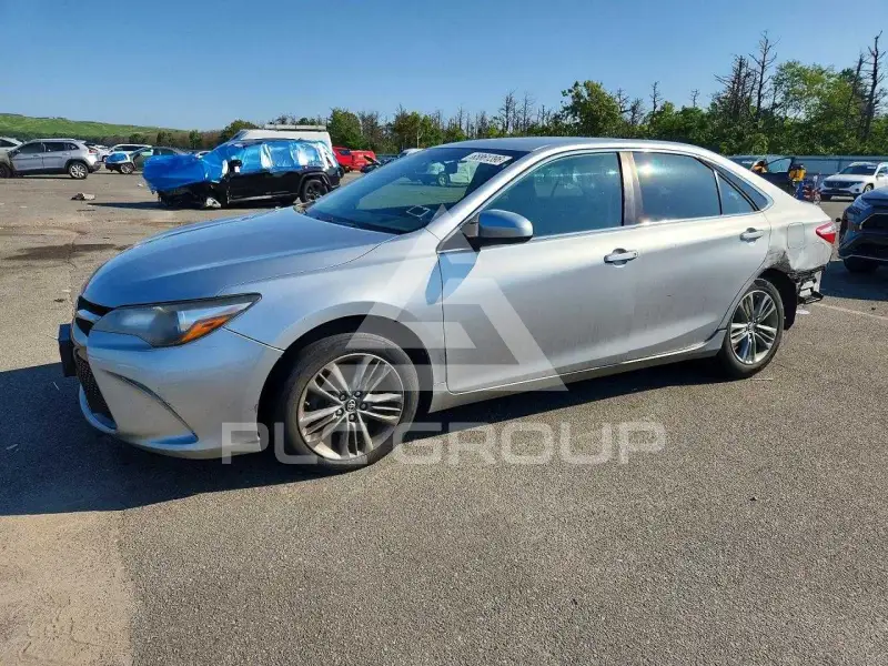 2017 Toyota CAMRY фото