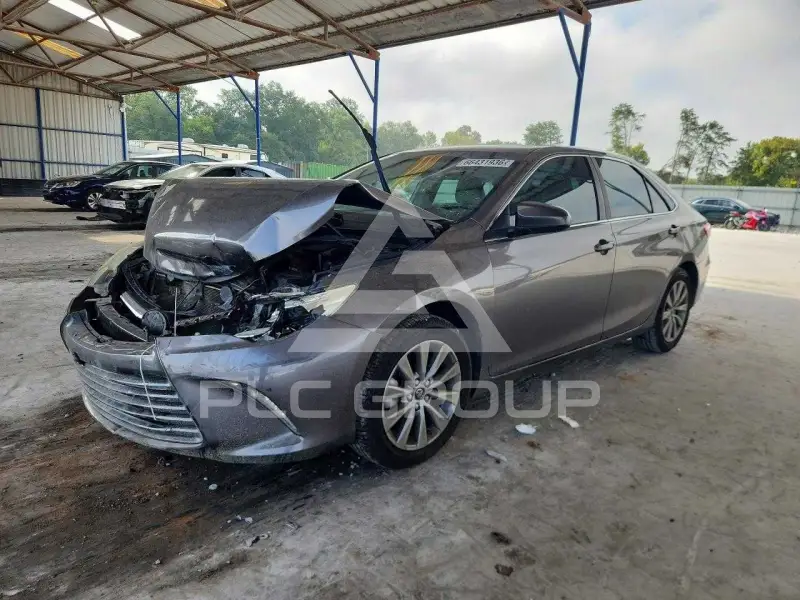 2017 Toyota CAMRY фото