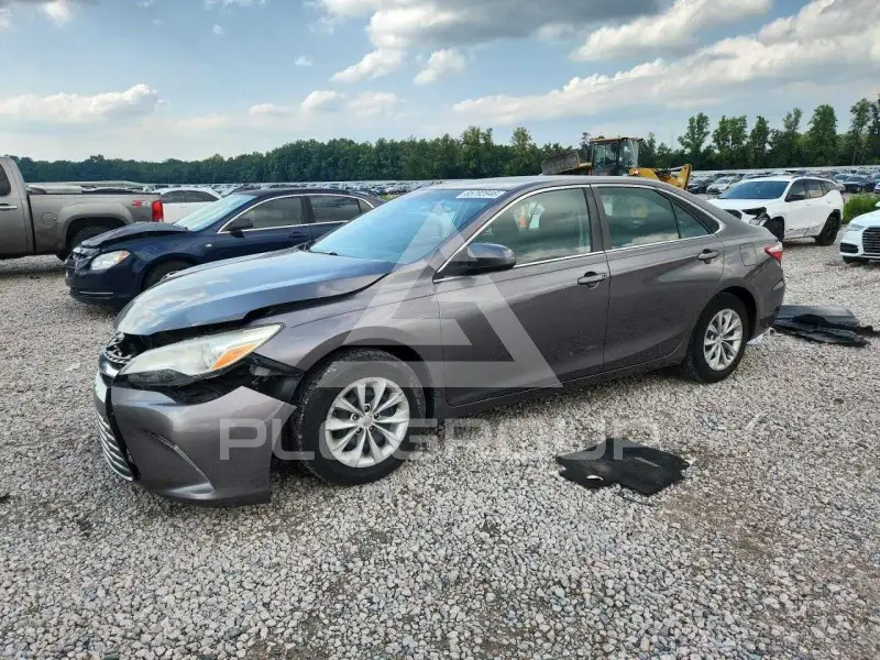 2017 Toyota CAMRY фото