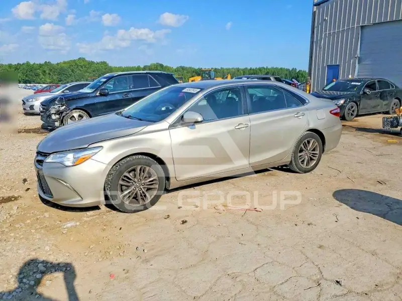 2017 Toyota CAMRY фото