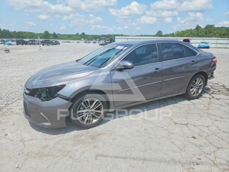 2017 Toyota CAMRY фото