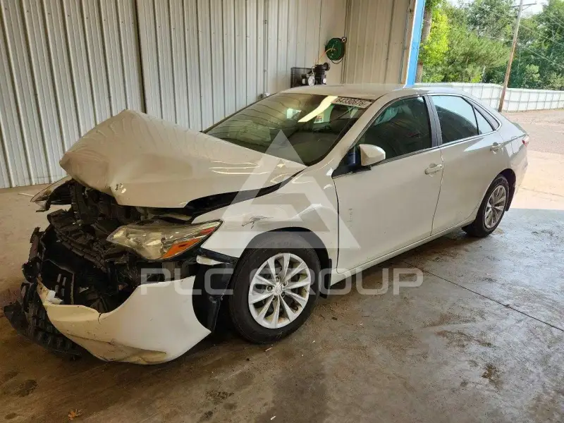 2017 Toyota CAMRY фото