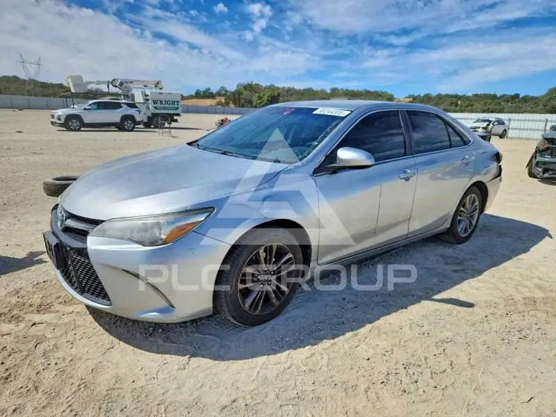 2017 Toyota CAMRY фото