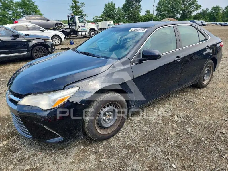2017 Toyota CAMRY фото