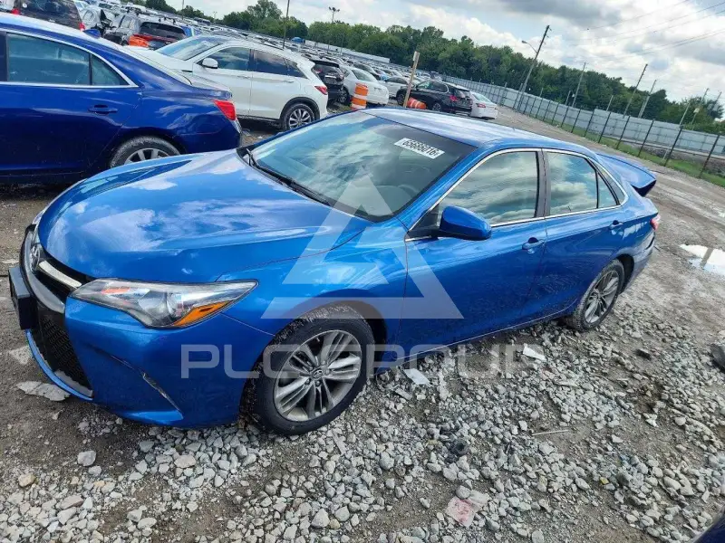 2017 Toyota CAMRY фото