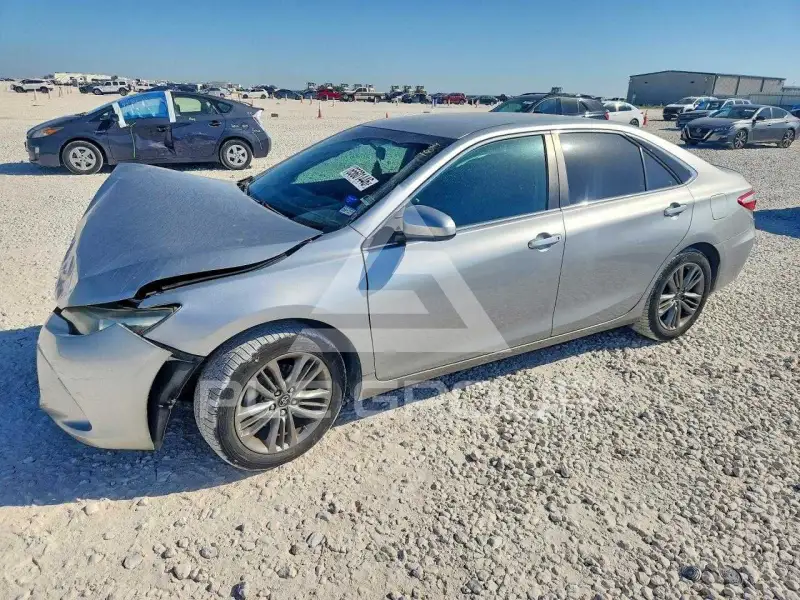 2017 Toyota CAMRY фото