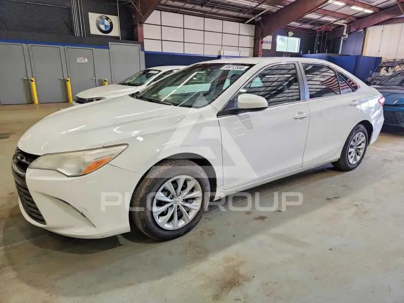 2017 Toyota CAMRY фото
