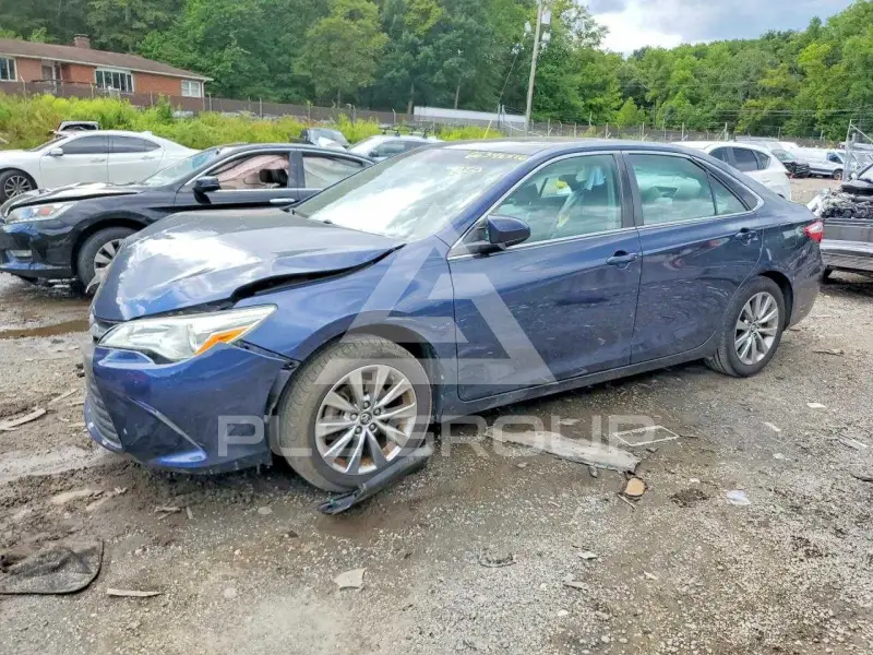 2017 Toyota CAMRY фото