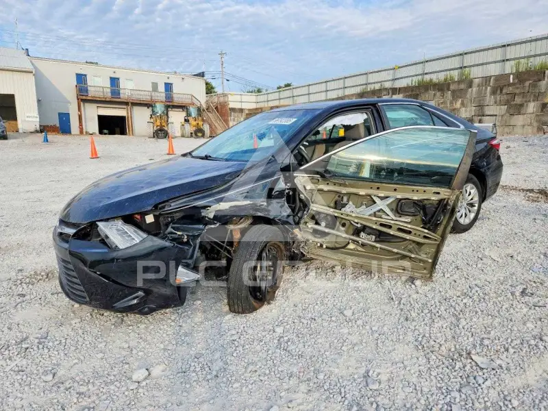 2017 Toyota CAMRY photo