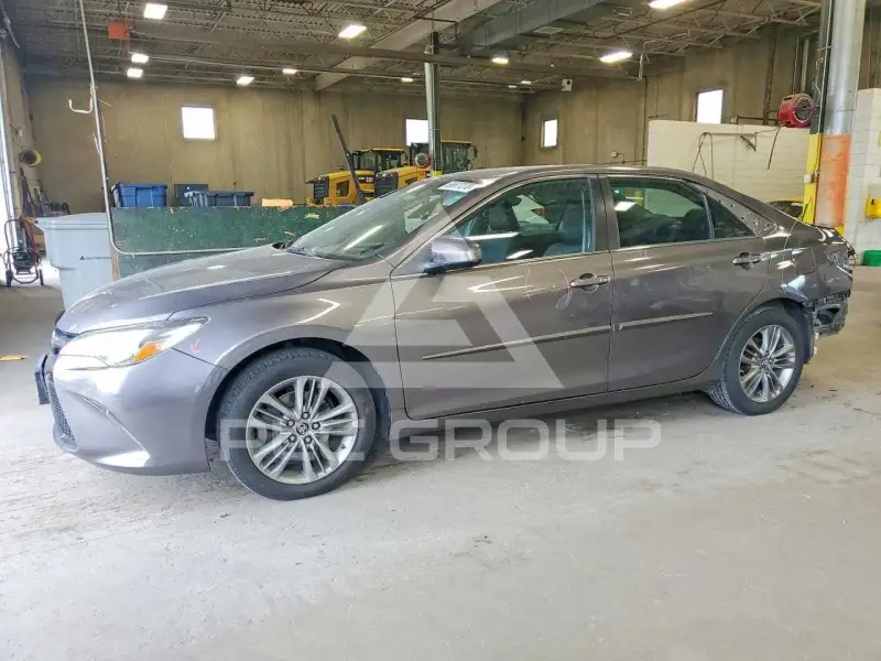 2017 Toyota CAMRY фото