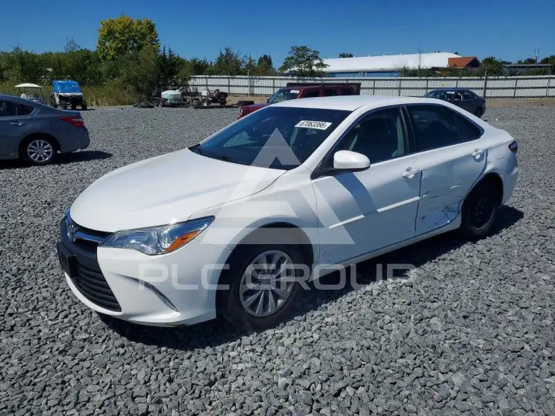 2017 Toyota CAMRY фото