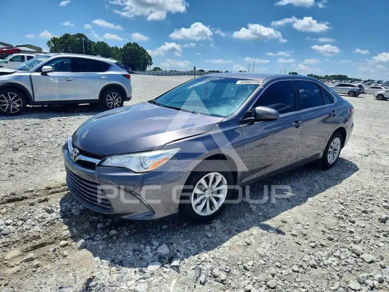 2017 Toyota CAMRY фото