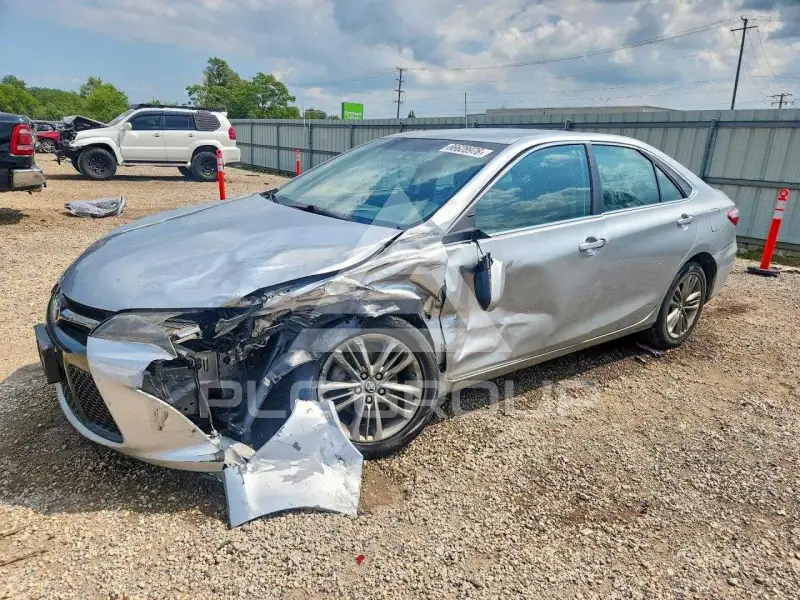 2017 Toyota CAMRY photo
