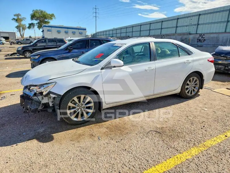2017 Toyota CAMRY фото