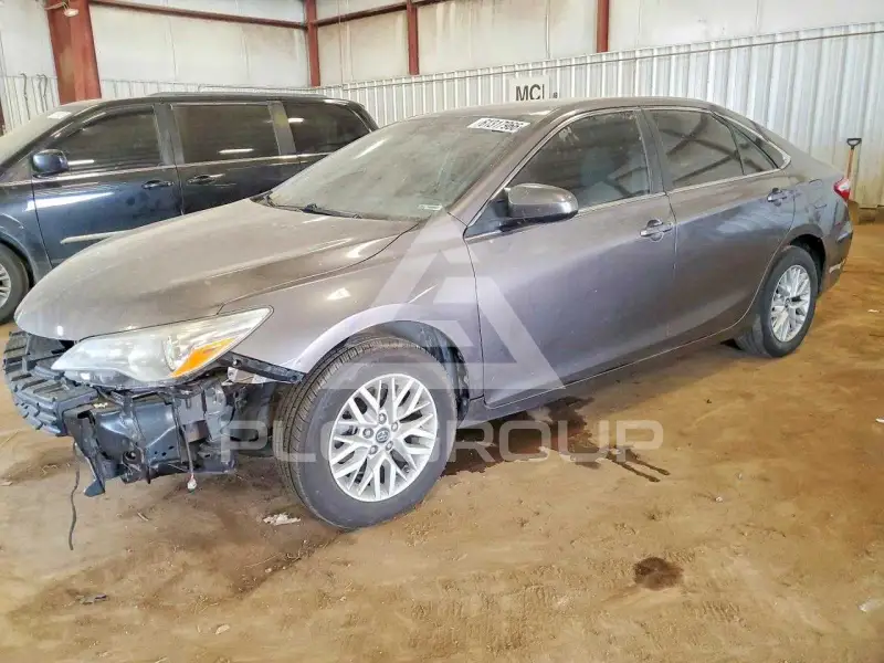 2017 Toyota CAMRY фото