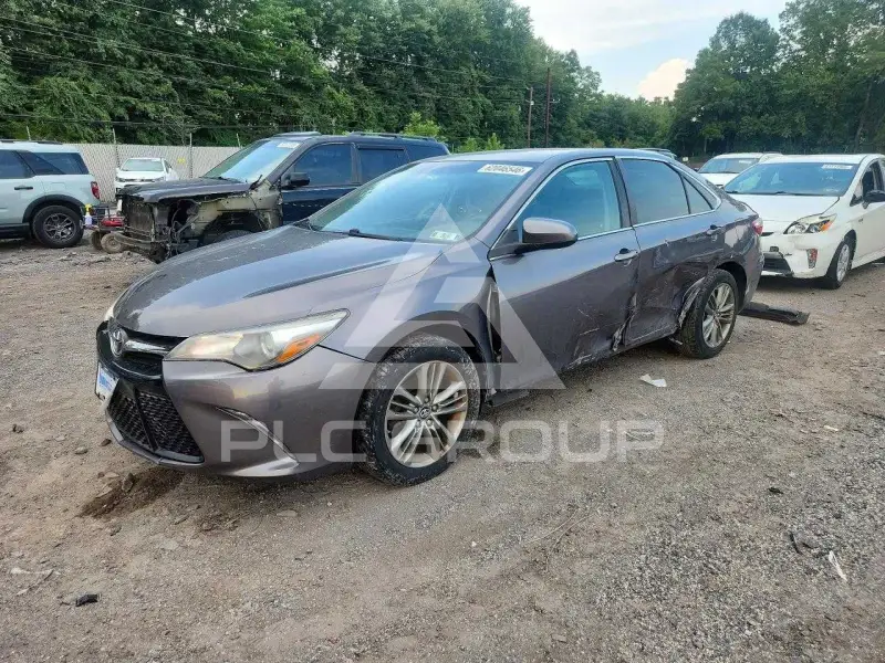 2017 Toyota CAMRY фото