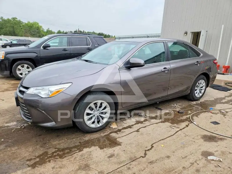 2017 Toyota CAMRY фото
