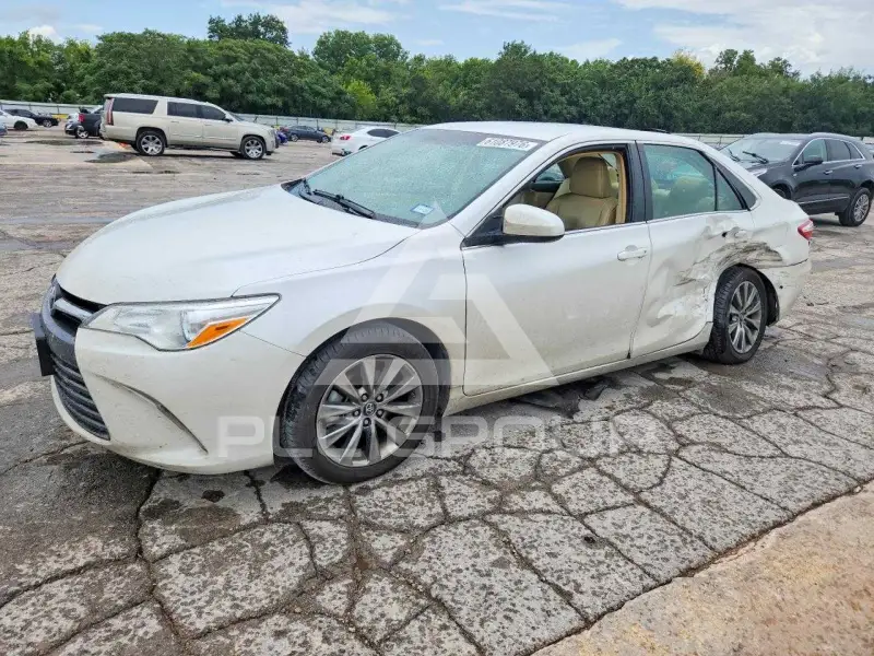 2017 Toyota CAMRY фото