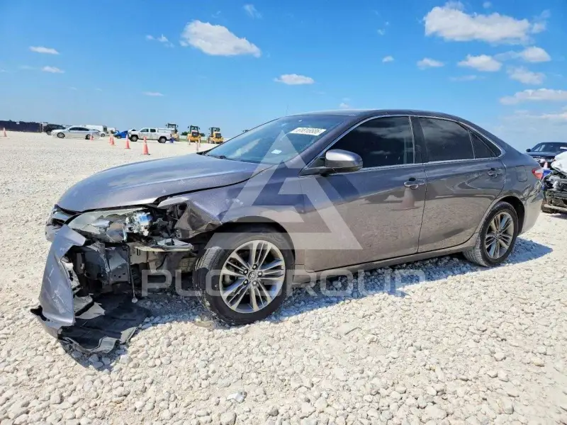 2017 Toyota CAMRY фото
