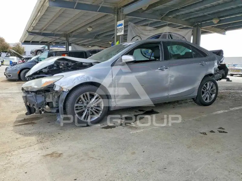 2017 Toyota CAMRY фото