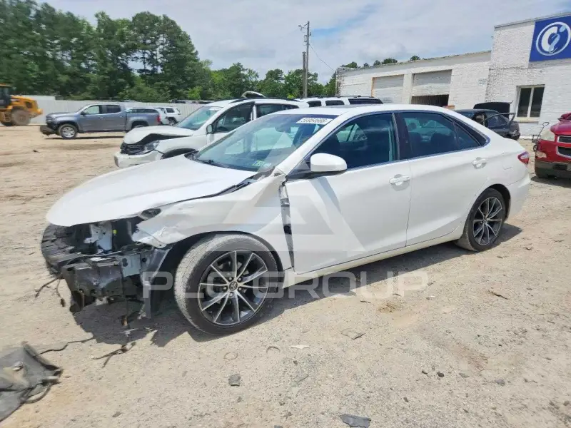 2017 Toyota CAMRY фото