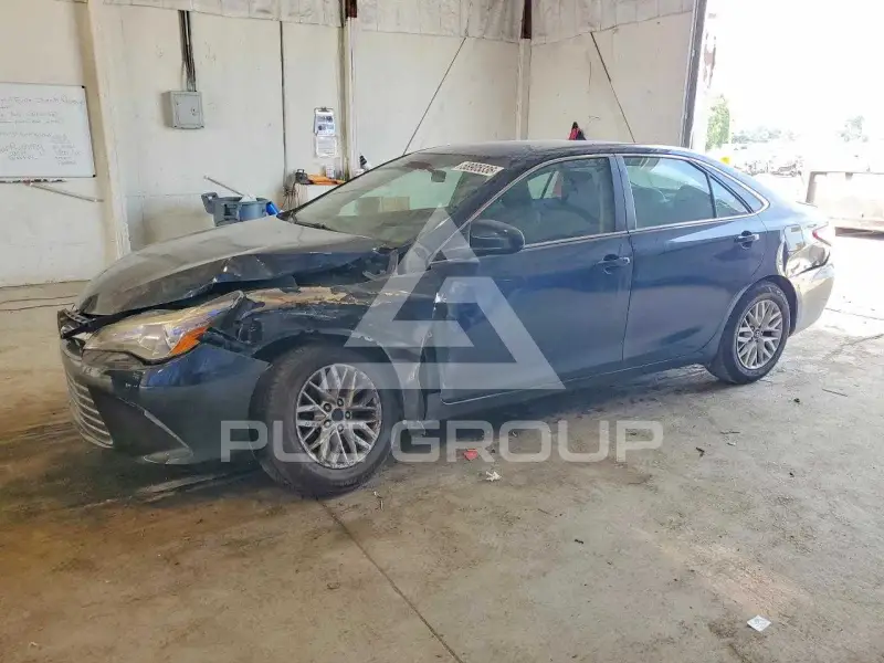 2017 Toyota CAMRY фото