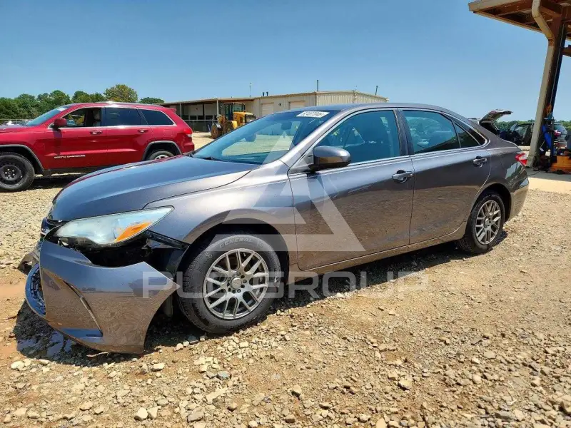 2017 Toyota CAMRY фото