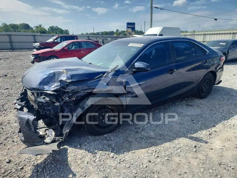 2017 Toyota CAMRY фото