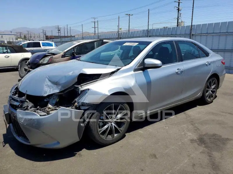 2017 Toyota CAMRY фото