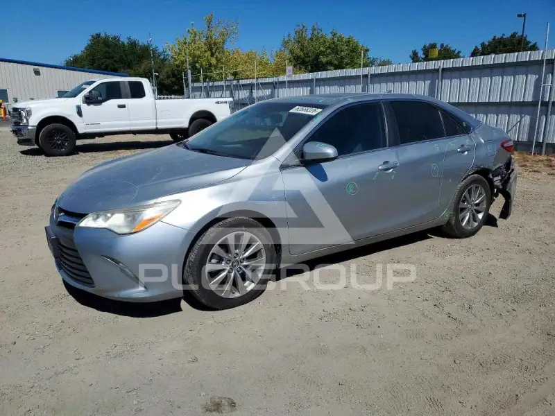 2017 Toyota CAMRY фото