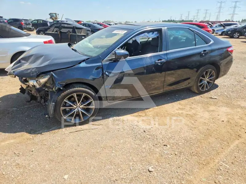 2017 Toyota CAMRY фото