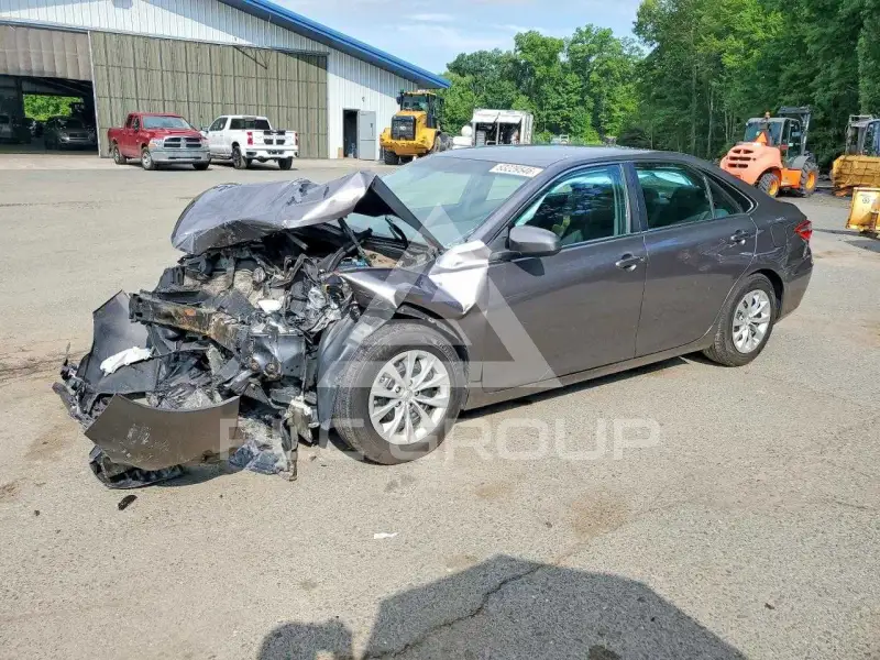 2017 Toyota CAMRY фото