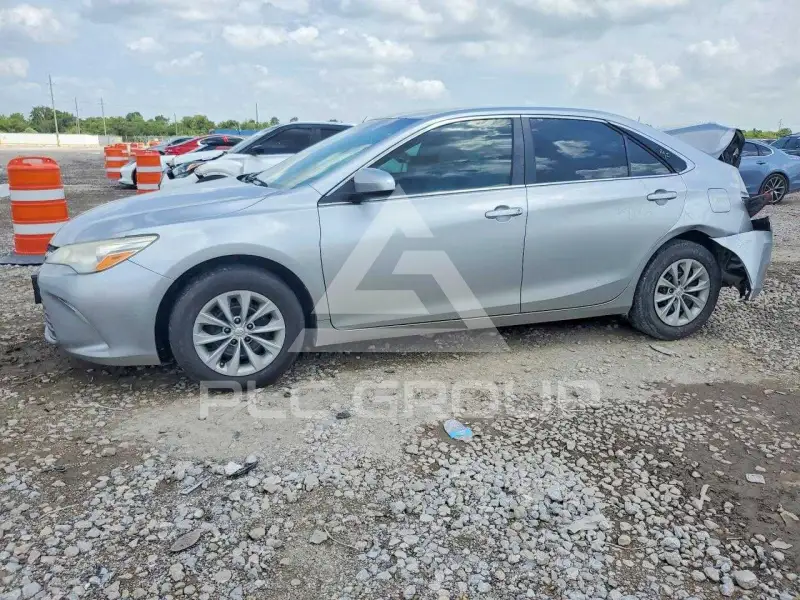 2017 Toyota CAMRY photo