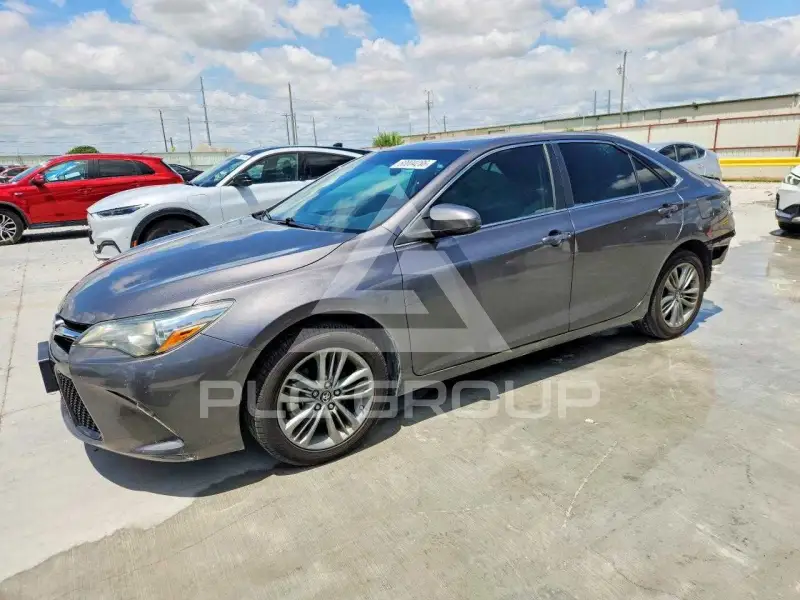 2017 Toyota CAMRY фото
