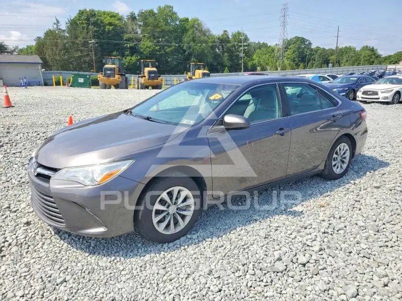 2017 Toyota CAMRY фото