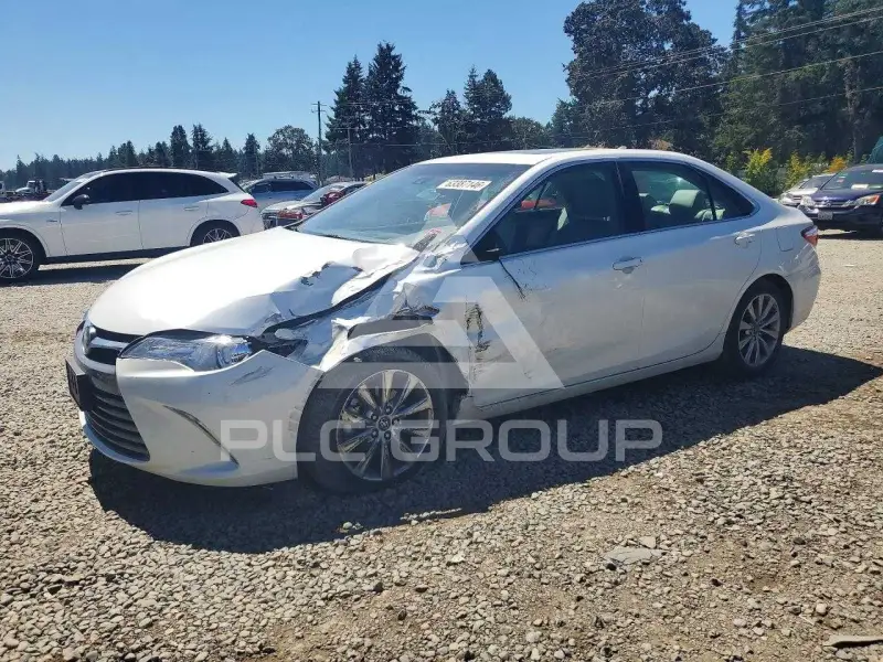 2017 Toyota CAMRY фото