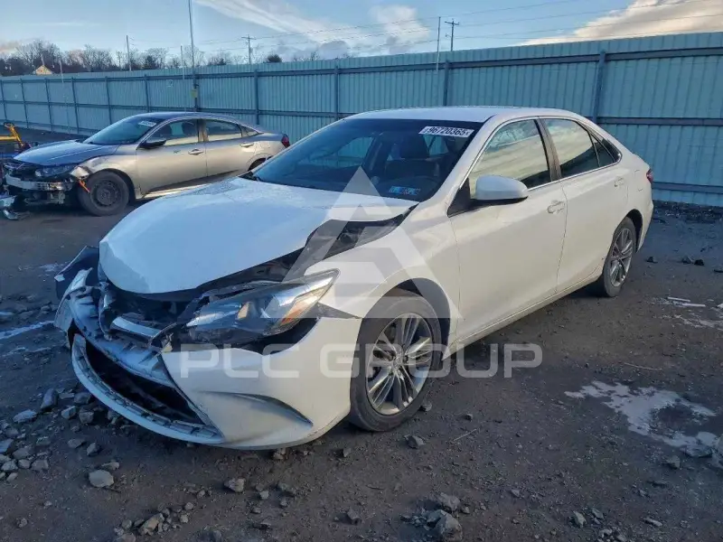 2017 Toyota CAMRY фото