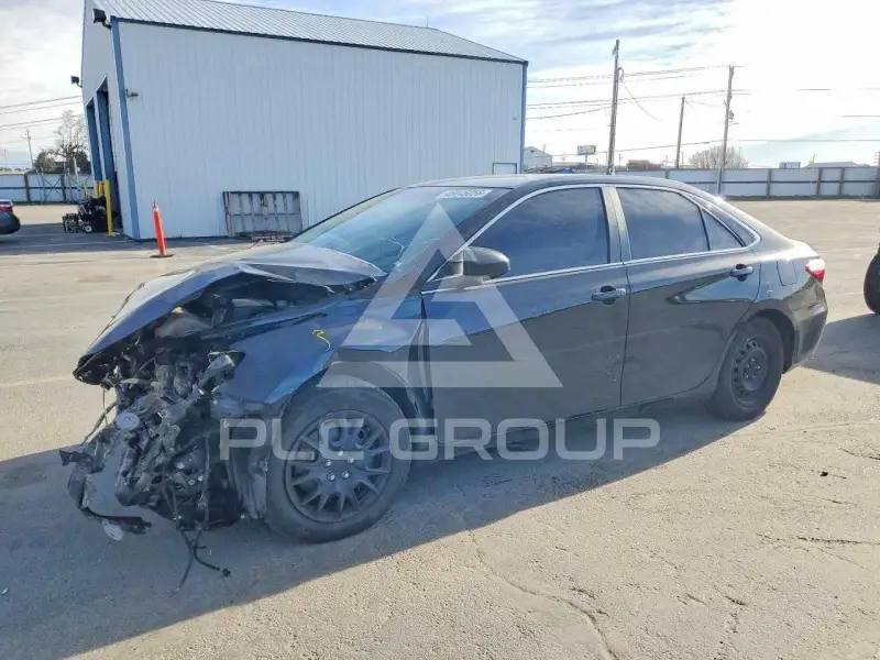 2017 Toyota CAMRY фото