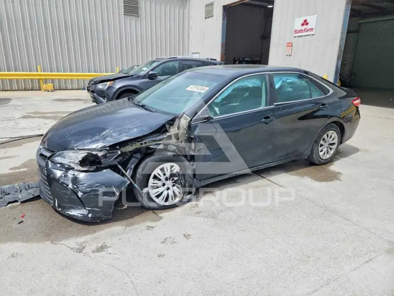 2017 Toyota CAMRY фото