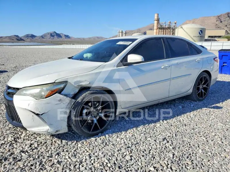 2017 Toyota CAMRY фото