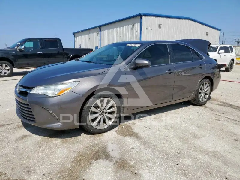 2017 Toyota CAMRY фото