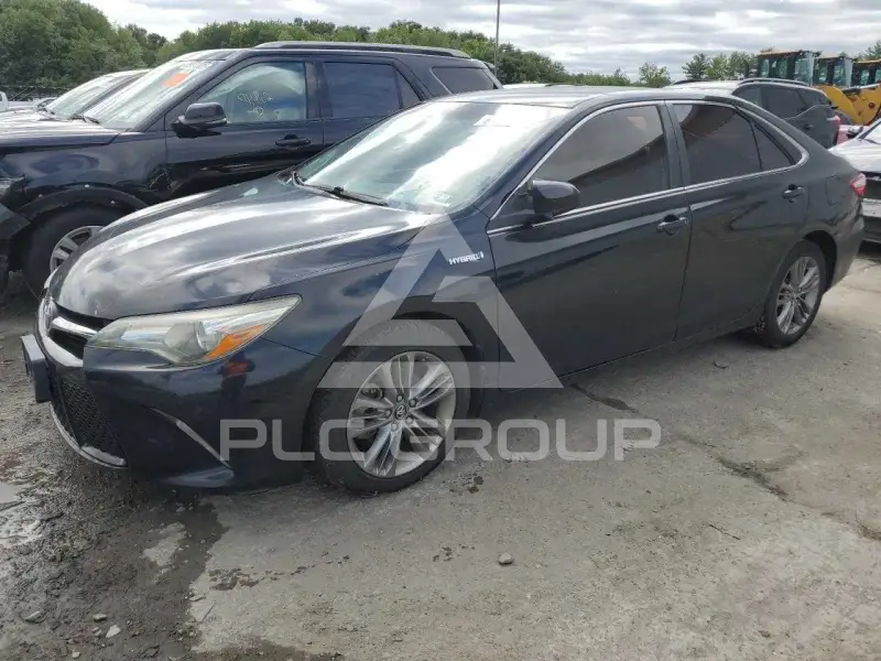 2017 Toyota CAMRY фото